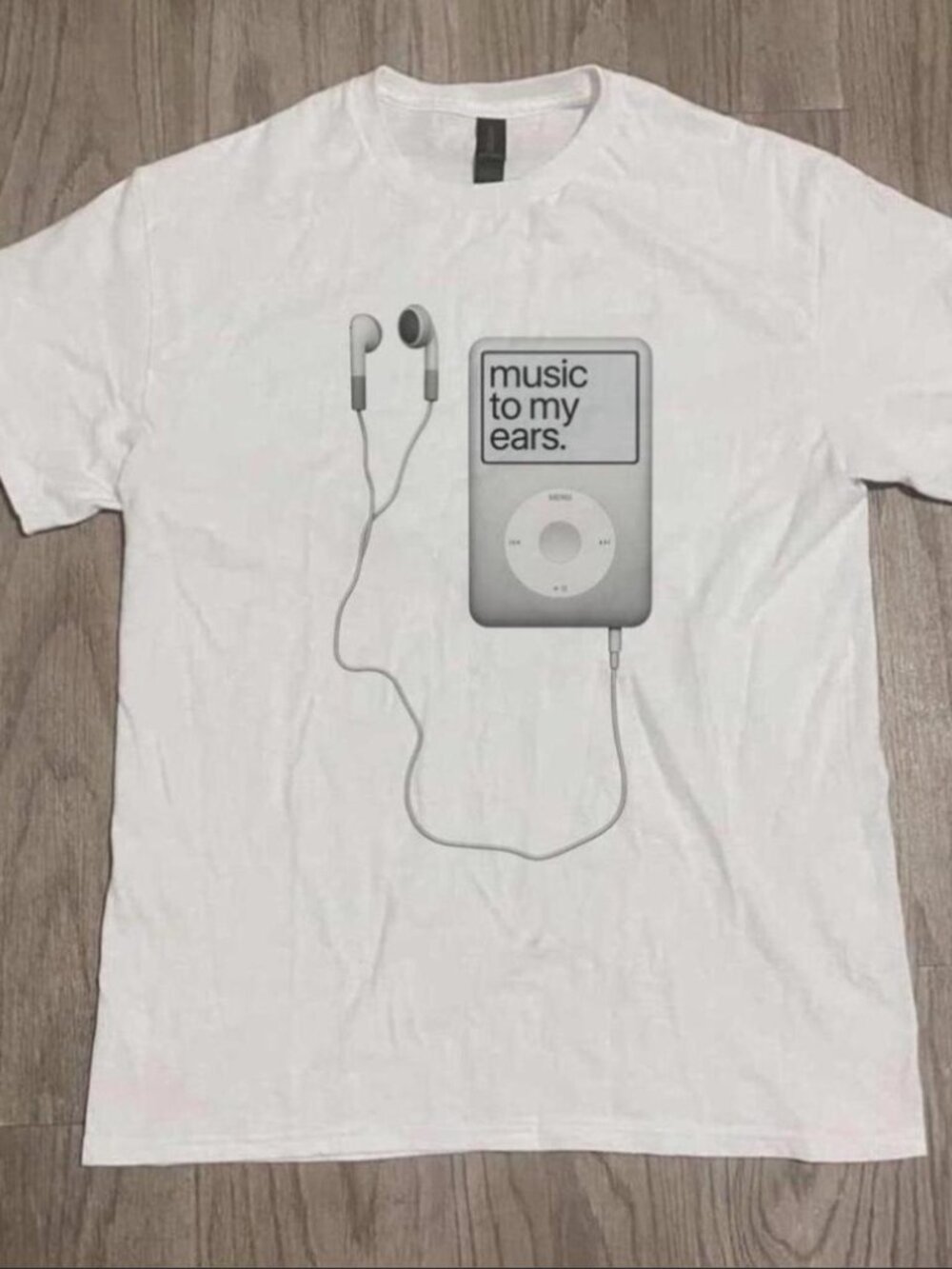 Music Player Graphic T-Shirt – Minimal Headphones Music Lover Tee